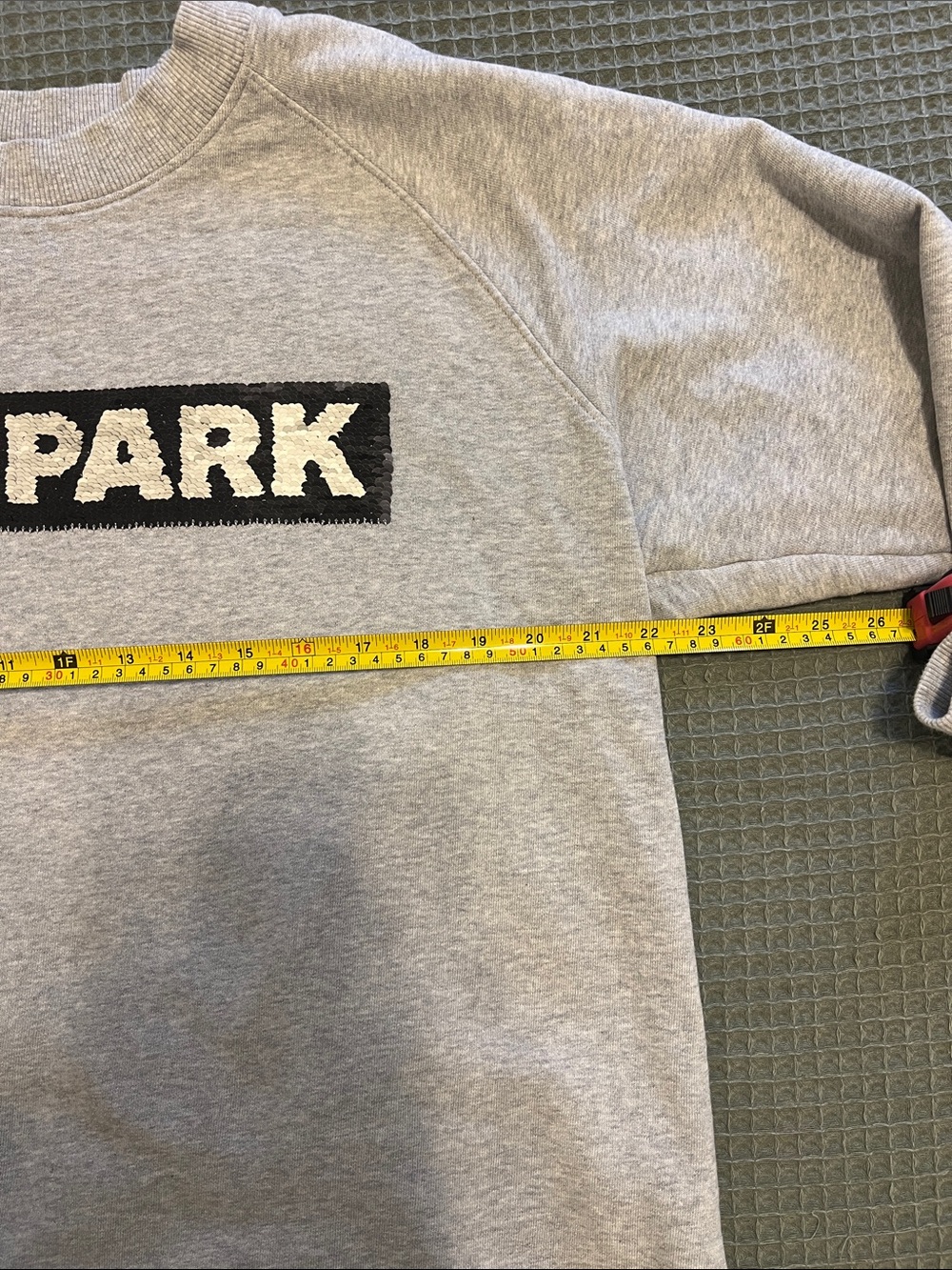 IVY PARK Light Gray Crewneck Sweatshirt with Black Logo - Picture 8 of 11